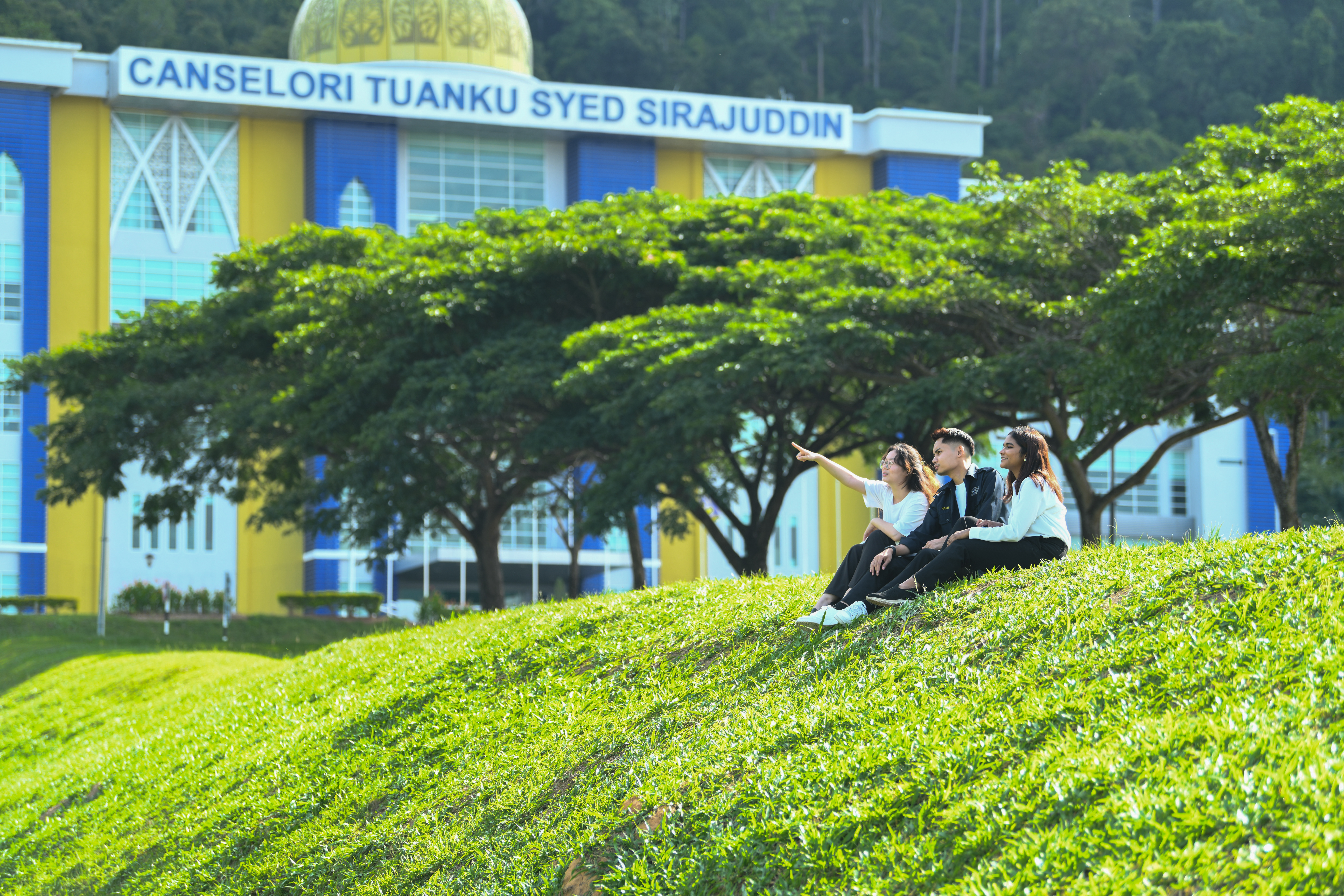 WELCOME <br>TO<br>CENTRE FOR SUSTAINABLE ACADEMIC LEADERSHIP DEVELOPMENT (LEAD)